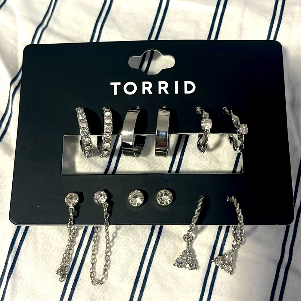 NEW Silver Dangly Earrings 6‎ Pairs